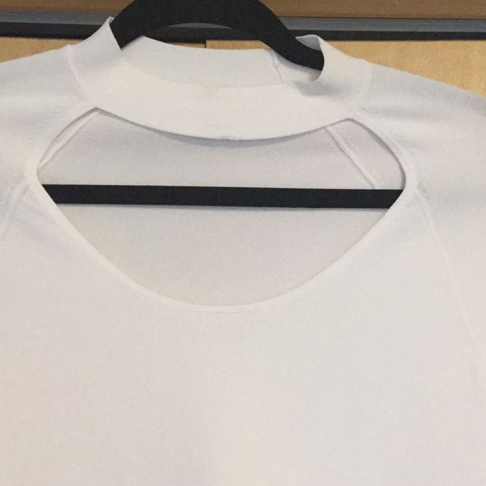 Frame Denim Scoop Cutout Long Sleeve Tee - Picture 2 of 8